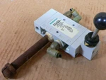 Numatics L22LD452O000000 Pneumatic 4-WAY Hand Lever Valve. Fixed Price $149.99.