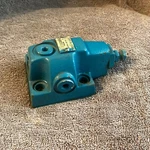 Vickers .cgr 02 B 30 Relief Valve Nos. Fixed Price $199.99.