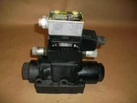 Parker Hydraulic Valve D61VW1D45633Y 120V Used. Fixed Price $200.00.