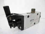 422CS021W Parker Control Valve 3/8IN 2POSITION-LEVER 150PSI Max Way. Fixed Price $145.57.