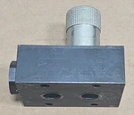 New Parker FS800S-13FF 1/2" Nptf Flow Control, Subplate Mounted Valve.. Fixed Price $319.99.