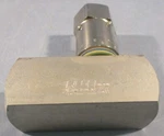 Rego 1000SS-2B09 Flow Control Valve 5000PSI Max 1-3/16" Bore. Fixed Price $99.99.