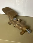 Parker 1/2" 4-WAY 2POS Spring Return Pedal Actuated Manual Valve M08544688 Nib. Fixed Price $199.99.