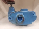 New Vickers Reducing Valve 2850 Psi Fast Shipping. Fixed Price $1500.00.