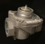 Honeywell V5055B 1028 1-1/2" Gas Valve Used Great Condition!!. Fixed Price $300.00.