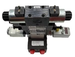 Parker D1VW004CNJW91 Hydraulic Valve Manifold Stack W/ Pressure Sensor & Switch. Fixed Price $2500.00.