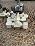 Hoke 3812G8Y Needle Valve 1/2 Tubing 5000 Psig Regulating Stem. Fixed Price $50.00.