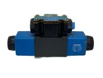 Nos Vickers 110/120V 5000 Psi 10.5 Gpm 4/3 Dual D03 Hydrualic Solenoid Valve. Fixed Price $215.99.