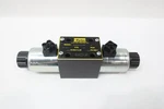 Parker D3W001CNJW Hydraulic Directional Control Valve 5000PSI 24V-DC. Fixed Price $503.80.