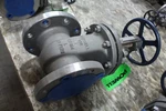 New Powell Stainless Flange 4" Valve CF8M 150 2456FM0TXXX 316SS. Fixed Price $899.99.