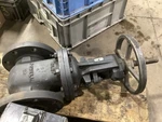 Wm. Powell Co. Figure 1793C Cast Iron Flanged Gate Valve 4 #109D127PR5*SI. Fixed Price $275.00.
