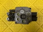 Salami VDM6/DD/U4S Hydraulic Control Valve Pn 123111101. Fixed Price $180.00.