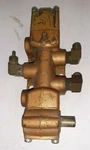 Versa Pneumatic Directional Valve W/ Attachments VZH-4302, No Handle. Fixed Price $90.00.