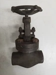 Henry Vogt SW-12141 1-1/4" 800 Globe Valve 1975PSI Socket Weld. Fixed Price $80.99.