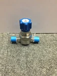 Parker SQ601002PFSFF High Pressure Regulator Valve 43900886. Fixed Price $75.00.