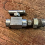 Swagelok/whitey SS-20VF4 Stainless Steel Integral Bonnet Needle Valve. Fixed Price $35.00.