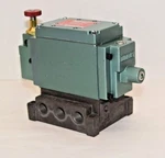 Numatics 33TSS4410 Solenoid Pneumatic Valve Repl# 33TSS4000 (new). Fixed Price $450.00.
