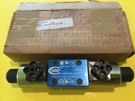 New Continental Hydraulics VS5M-3F-G-44L-K-Y6528 Directional Valve. Fixed Price $185.00.