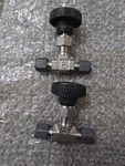 2-PARKER Hannifin 4Z-V4LN-SS Needle Valves. Fixed Price $50.00.