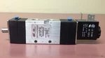 Ingersoll-rand Aro Fluid Power Solenoid Valve M212SD-12O-A E0245. Fixed Price $10.12.