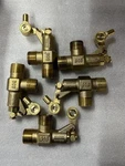 Robert Manufacturing R400-1 Series Bob Red Brass Float Valve 1" Npt Male. Fixed Price $45.15.