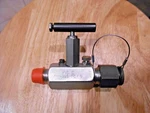 Kiene KN-22B Needle-type Indicator Valves, With AX-17A Pos-i-seal Cap. Fixed Price $289.99.