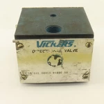 Vickers 317845 DG4S4 0133C 50 Hydraulic Directional Valve Body No Coils 5/3 Way. Fixed Price $97.25.