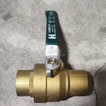 Hammond 1/2 In Brass Ball Valve Manual 600WOG 150SWP Water. Fixed Price $50.00.