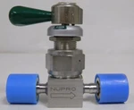 Nupro SS-DLV51-ZB Lever Handle Valve, 1/4" Fvcr/fvcr, Used. Fixed Price $30.00.