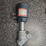 New Asco 8290A053 Pneumatic Piston Valve 1" Npt 316 Ss 150 Psi Air Operated. Fixed Price $349.00.