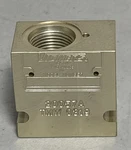 Vickers 20057A Relief Valve Eaton Hydraulics Inc Tmm 0319 - New Open Box. Fixed Price $29.99.