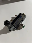 Fabco-air 14HLS-4 Lever Actuated Directional Control Valve Pneumatic Pancake Lin. Fixed Price $108.00.