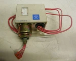Westinghouse Oil Pressure Gauge 256-01 X1320025601 FF113-S1-BAA B300. Fixed Price $20.00.