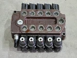 Surplus New Salami VDM6/DDDDD/U4S Hydraulic Monoblock Valve Parts. Fixed Price $404.80.