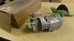 New Ross 2772B3001 Valve *free Shipping*. Fixed Price $88.99.