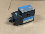 New Vickers DG4S4L-012A-B-60 879221 Hydraulic Pilot Valve 110/120V Fast Shipping. Fixed Price $475.00.