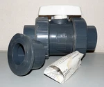 New Hayward TB10200ST Plastic True Union Ball Valve 2" Pvc. Fixed Price $109.99.