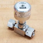 Parker 8V1-P8VE-11AO-SSV-PE Veriflow Skinner Valve, 44900243-PE Used. Fixed Price $170.99.