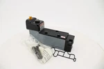 Parker Schrader Bellows L7452440153 Pneumatic Solenoid Valve 1/4 Npt 4-WAY. Fixed Price $499.99.