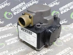 Used Vickers SM4-20(20)76-80/40-10 Servo Valve Port 210 Bar 855978 Assy No.. Fixed Price $5000.00.