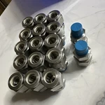 Lot Of 17 Swagelok SS-600-1-2. Fixed Price $230.00.