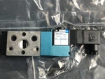 Mac 811C-PM-591JB-122 Solenoid Valve 4-WAY 24VDC 2.5W Manifold Mount Plug-in New. Fixed Price $69.00.