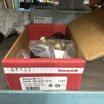 Honeywell DS06100DUTLF Dialset Female Npt Double Union Regulator Prv 1/2" Valve. Fixed Price $60.00.