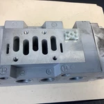 Parker K142230 3/8" Npt Single Valve MANIFOLD(LPW15I). Fixed Price $129.99.