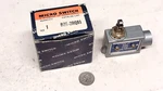New Unused BZE-2RQ81 / Old Vintage Electric Ham Radio. Fixed Price $6.00.