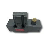 Moog D661Z4047B Proportional Servovalve B60HXAF4NSD2-O 100SG638 (REFURBISHED)B35. Fixed Price $1424.81.