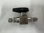 Swagelok High Pressure Ball Valve 1/4 Comp, SS-83KS4, Seat Pctfe, No Box. Fixed Price $74.99.