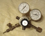 Veriflo 11500676 Compressed Gas Regulator With Usg Gauges 0-30 Psi, 0-4000. Fixed Price $12.95.