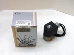 Parker 71215SN1MN00N0C111P3 Solenoid Valve 120V 60HZ 1/8" Npt. Fixed Price $54.00.