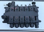 Altec 991026078 Material Handler Valve Body Manifold Control Hydraulic Untested. Fixed Price $131.25.